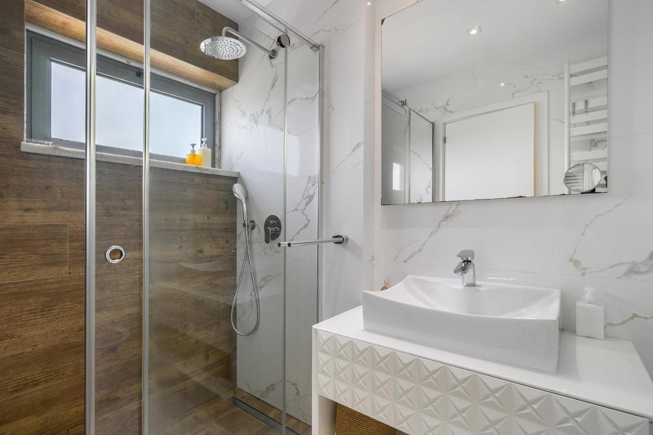 Whome Family Condo - Urban Retreat With Parking, Ac, Elevator In Great Location Lisboa Exterior foto