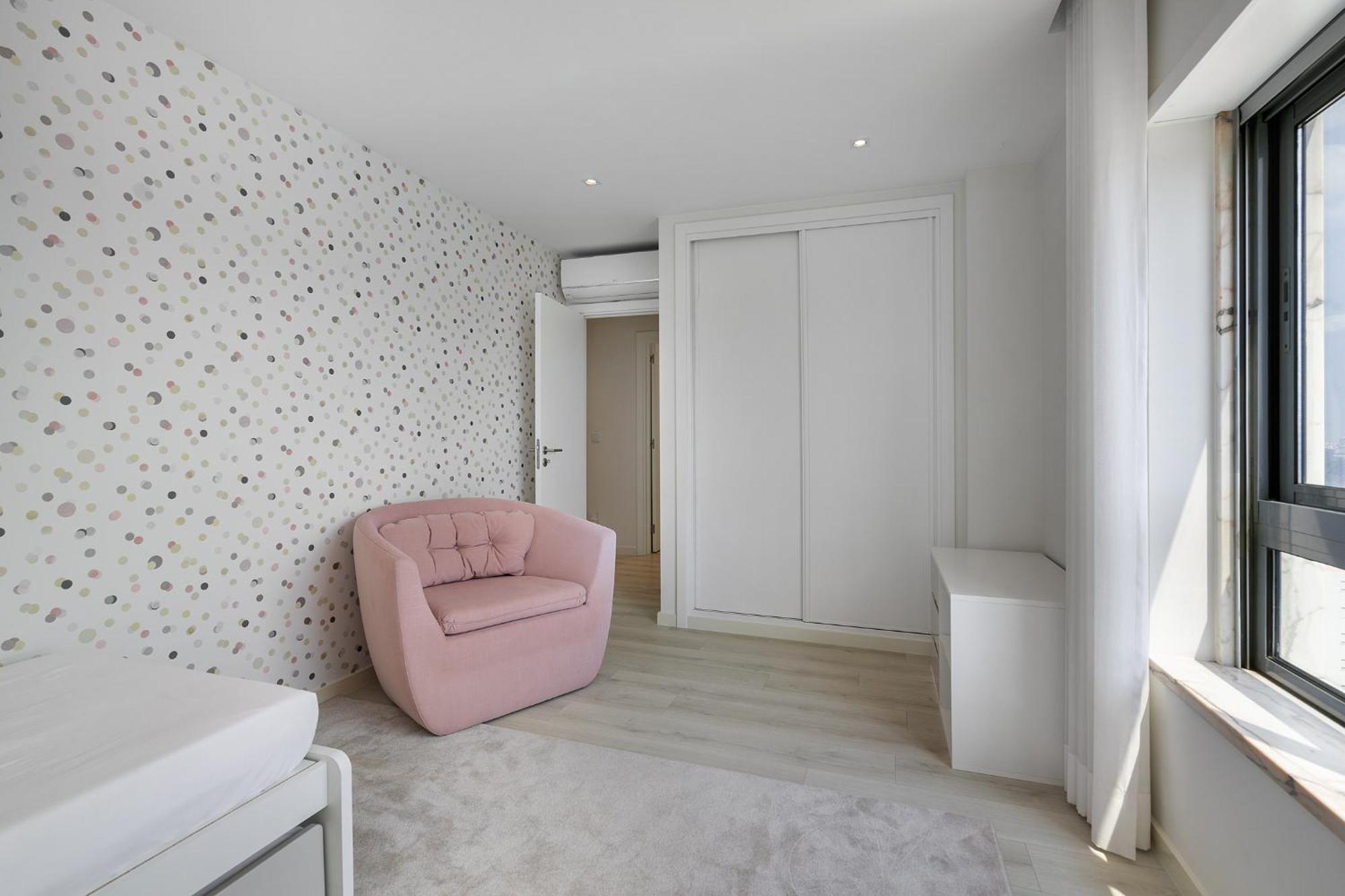 Whome Family Condo - Urban Retreat With Parking, Ac, Elevator In Great Location Lisboa Exterior foto